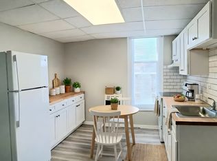 2 W Stiegel Street, Manheim, PA 17545