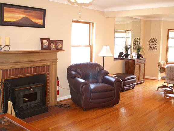 Living Room with Fireplace