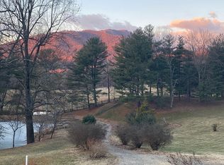 103 Moon Rd, Sperryville, VA 22740