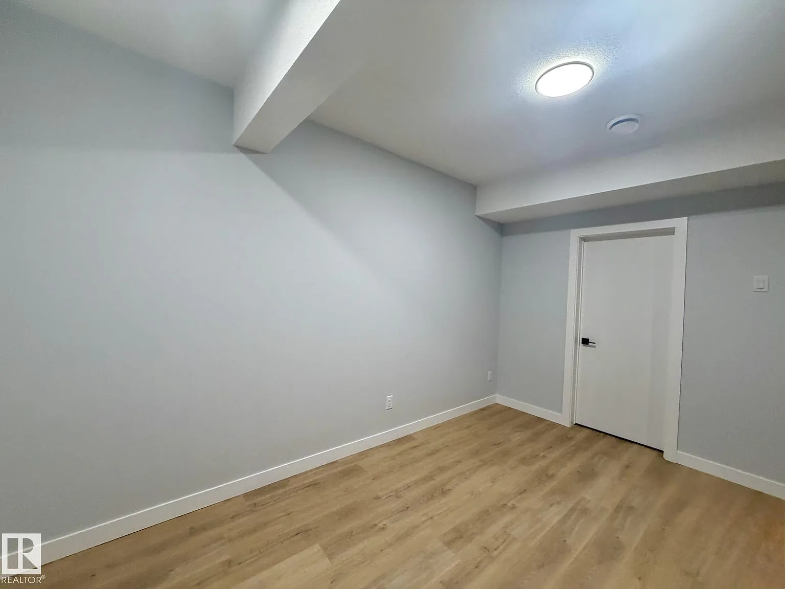 2 bed, 1.0 bath, 699 sqft, $1,195 — Photo 4