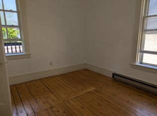 233 Saint Paul St APT 5, Burlington, VT 05401