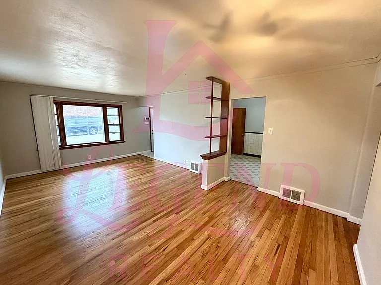 4415 Stivers St — Photo 4