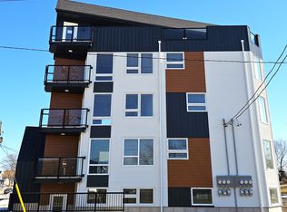 89 6th St #3-5, Welland, ON L3B5A6