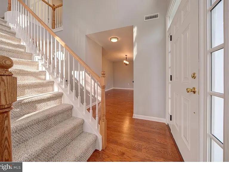 616 Pebble Creek Ct — Photo 3