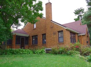 1339 Angular St, Burlington, IA 52601