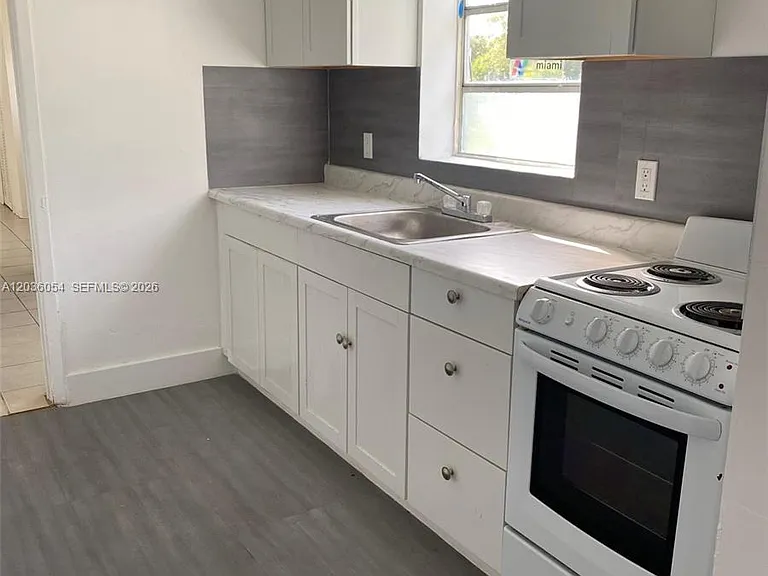 10680 SW 172nd St #10682 — Photo 6