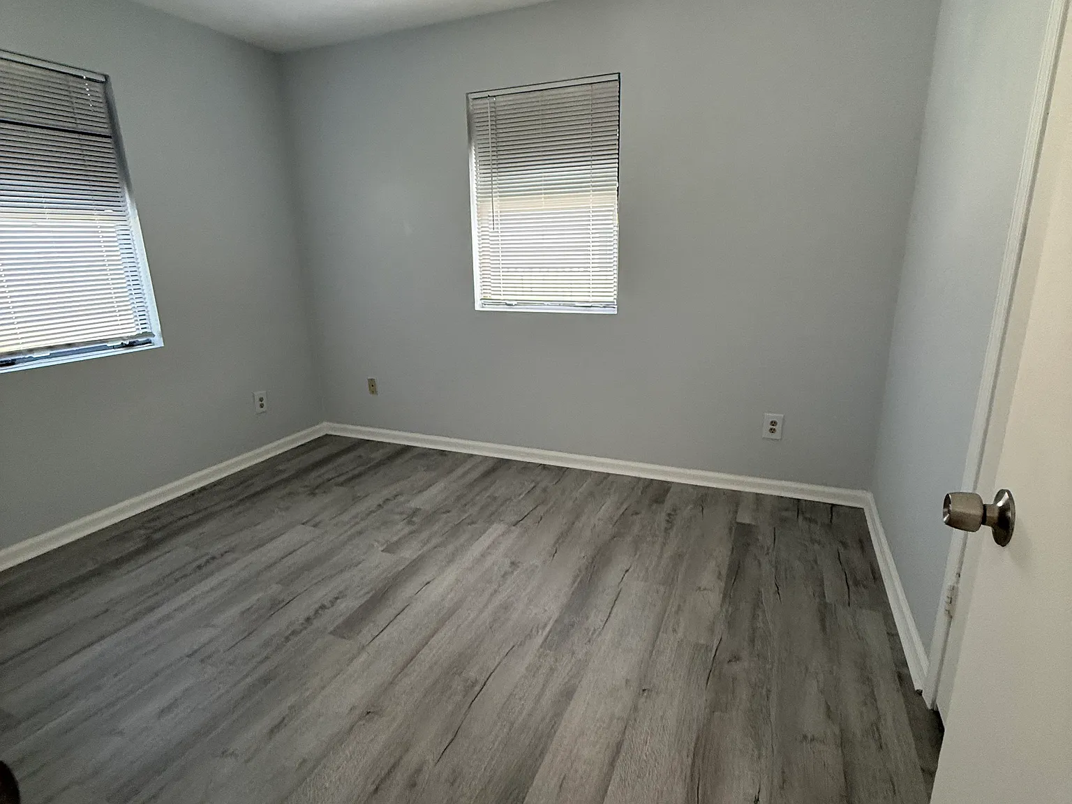 2 bed, 702 sqft, $1,400 — Photo 4