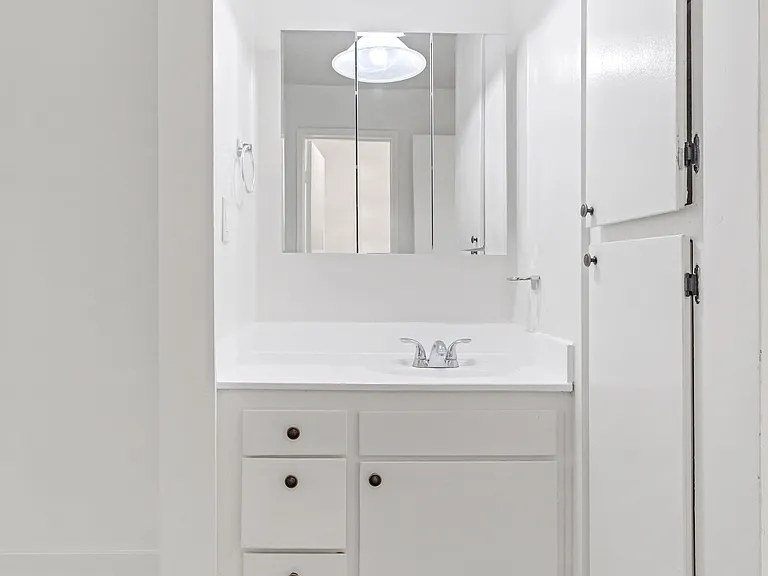 12514 Culver Blvd #6 — Photo 9