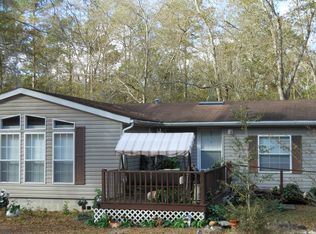 101 Rainbow Dr, Florahome, FL 32140