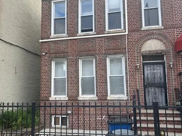 150 Rockaway Pkwy, Brooklyn, NY 11212