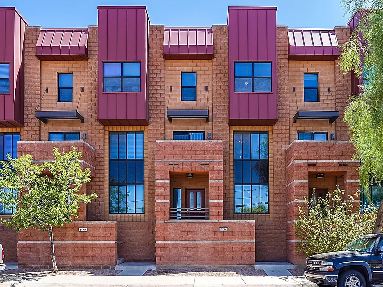 330 S Farmer Ave #331 — Photo 9