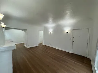 1249 W 23rd St #2 — Photo 9