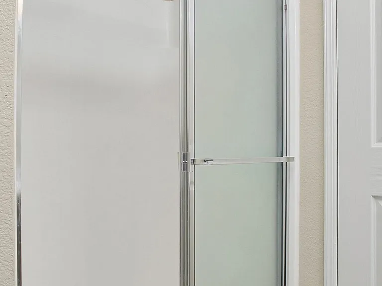 Bathroom | Canyon Springs