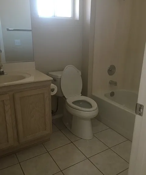 8904 Pennystone Ave — Photo 5