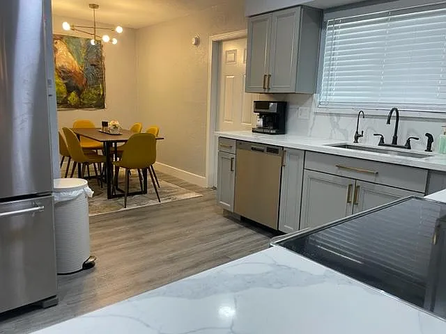 1242 W Manhatton Dr — Photo 19