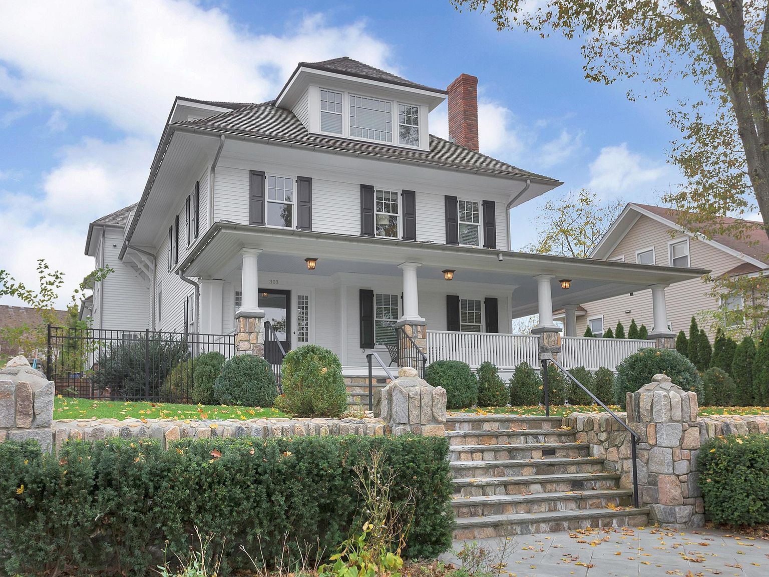 303 Milbank Ave, Greenwich, CT 06830 Zillow