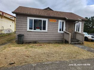 605 12th Ave, Seaside, OR 97138