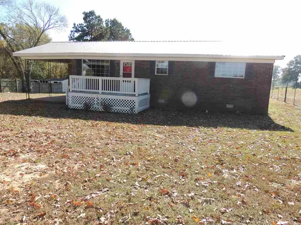 295 Nebo Rd, Newbern, TN 38059