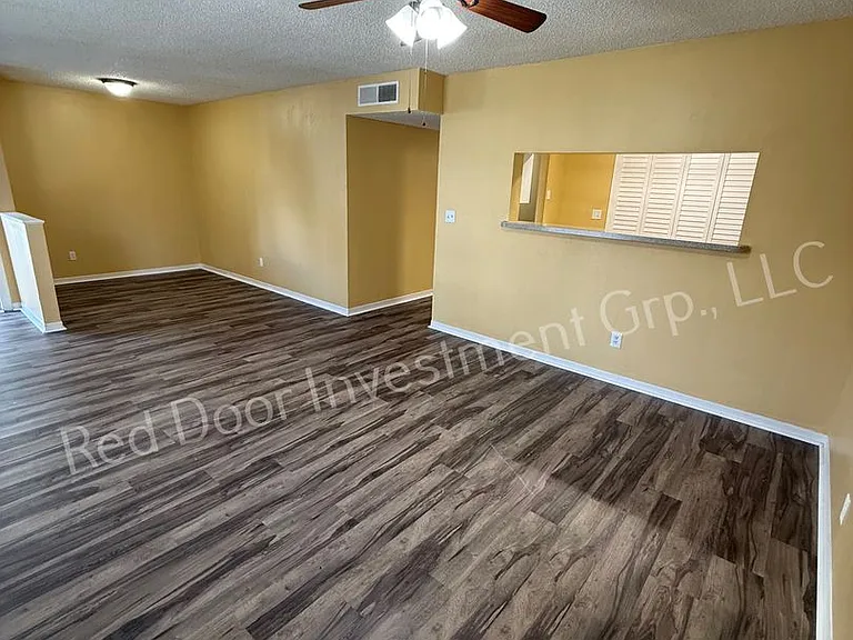Walden Landing Apartments — Photo 27