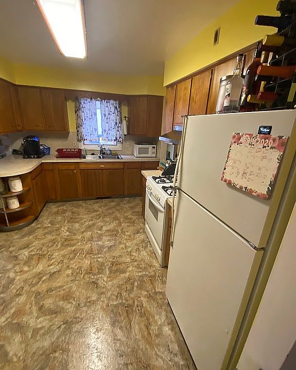 1st image of 207 N Lagrave St