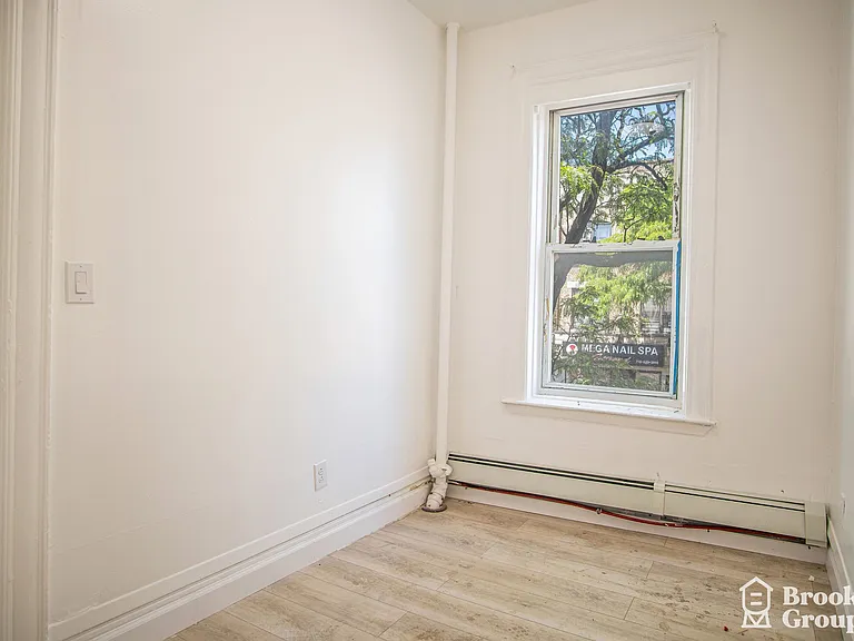 1814 Church Ave #1 — Photo 8