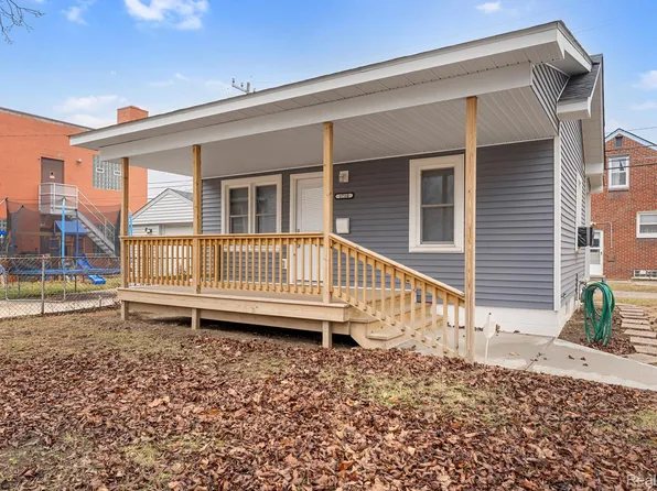 1710 Fort Park Blvd, Lincoln Park, MI 48146