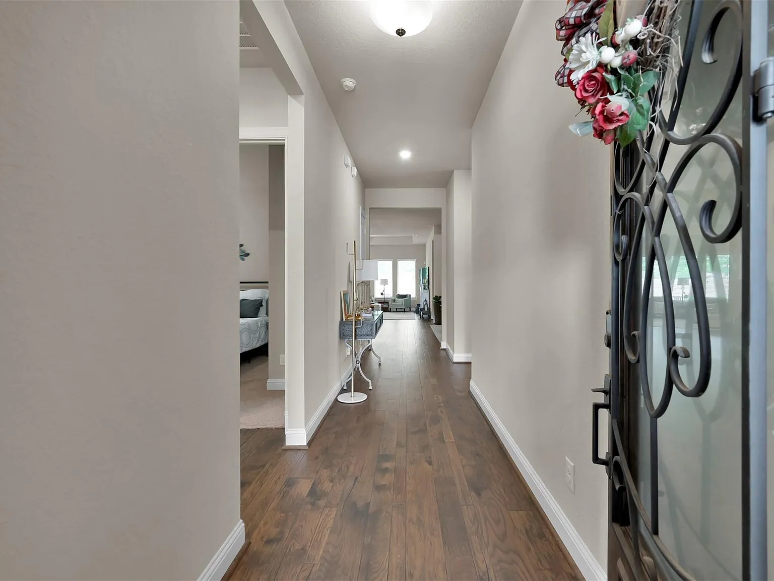 3 bed, 2.5 bath, 2224 sqft, $3,490 — Photo 3