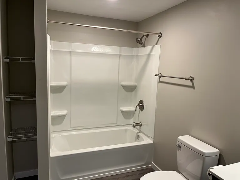 7488 Gramercy Cir — Photo 66