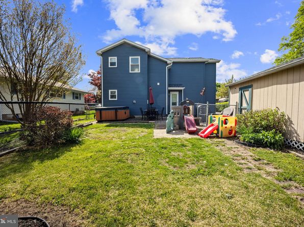 416 Barclay Ave, Morrisville, PA 19067