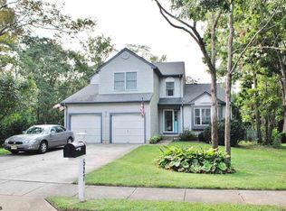 527 9th St, Somers Point, NJ 08244