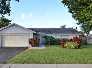 19115 Westbrook Dr, Boca Raton, FL 33434