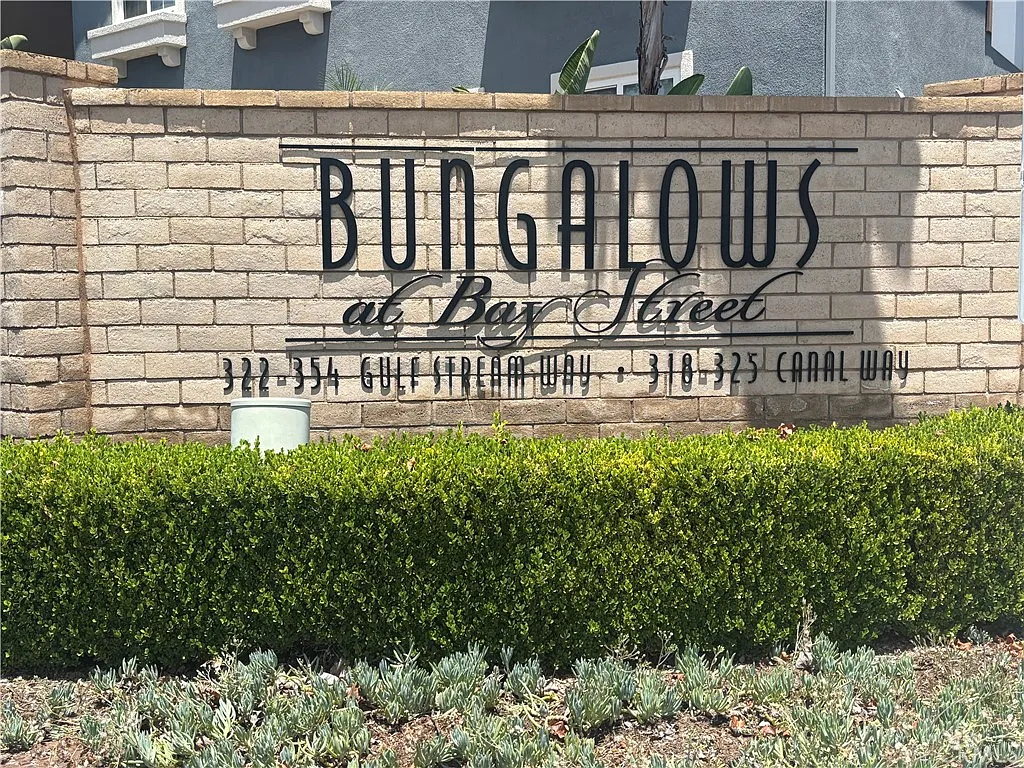4 bed, 3.5 bath, 2575 sqft, $6,950 — Photo 3