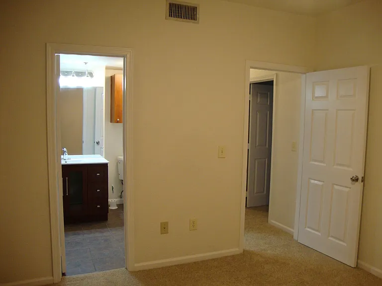 8434 Walerga Rd #826 — Photo 12