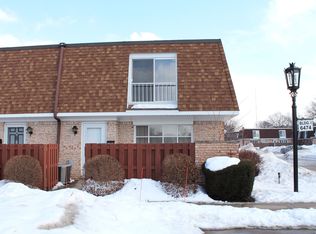 6474 State Rd APT I20, Parma, OH 44134