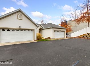 51 Bay Hill Ct, Lake Ozark, MO 65049