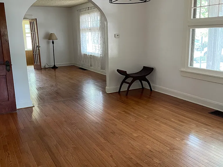 2801 Clermont St — Photo 8