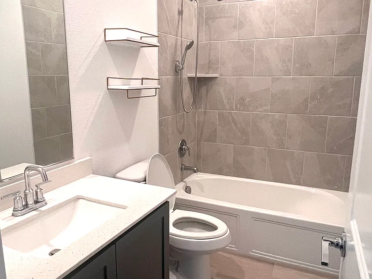 9837 Larkfield Dr — Photo 22