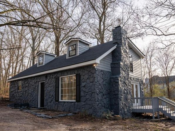 683 Almon Rd