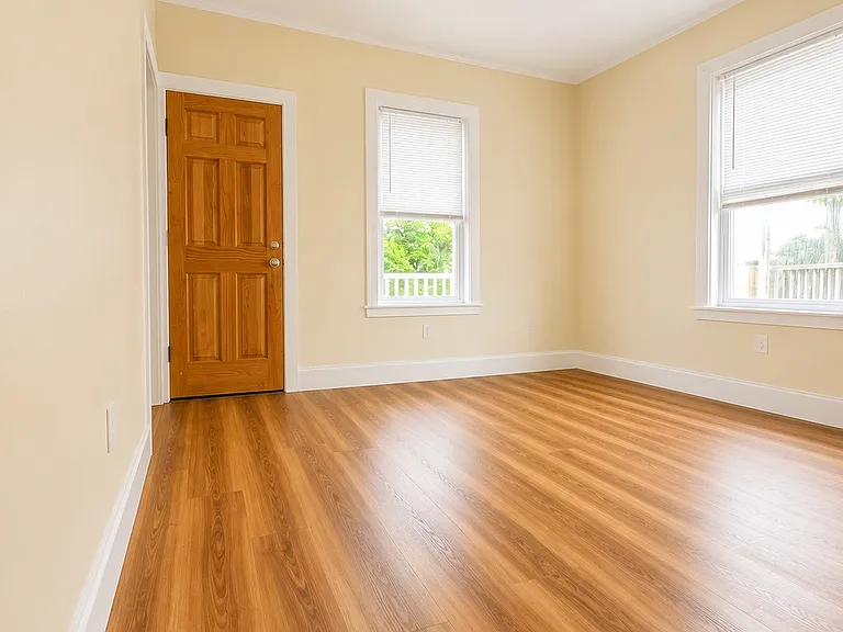 107 Jefferson St #3 — Photo 4