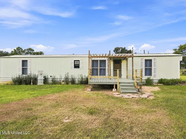 28233 Willie Malley Rd, Pass Christian, MS 39571