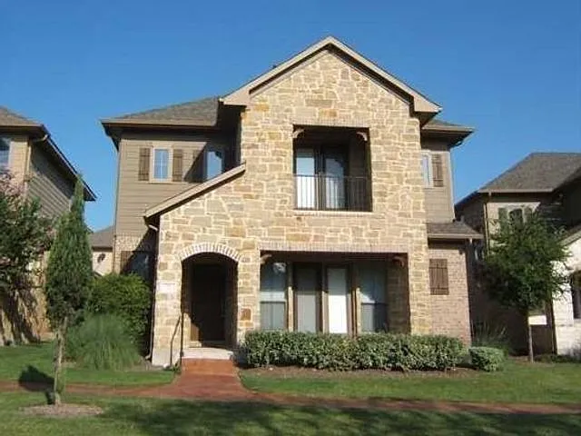 Building Photo - 11400 W Parmer Ln #27