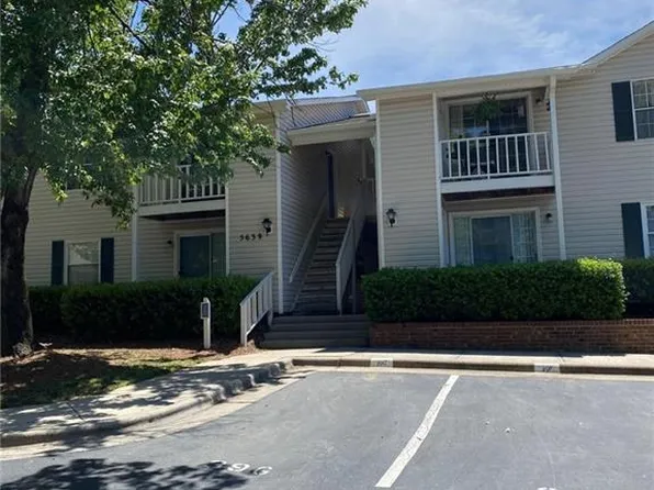 5639 Hornaday Rd Unit G, Greensboro, NC 27409