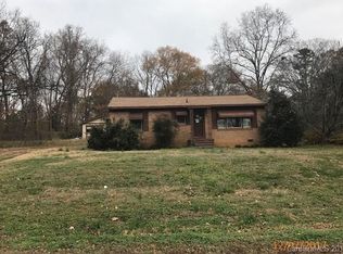 656 Dallas Spencer Mountain Rd, Dallas, NC 28034