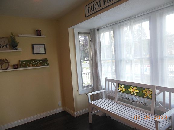 4th image of 2421 Erskine Blvd
