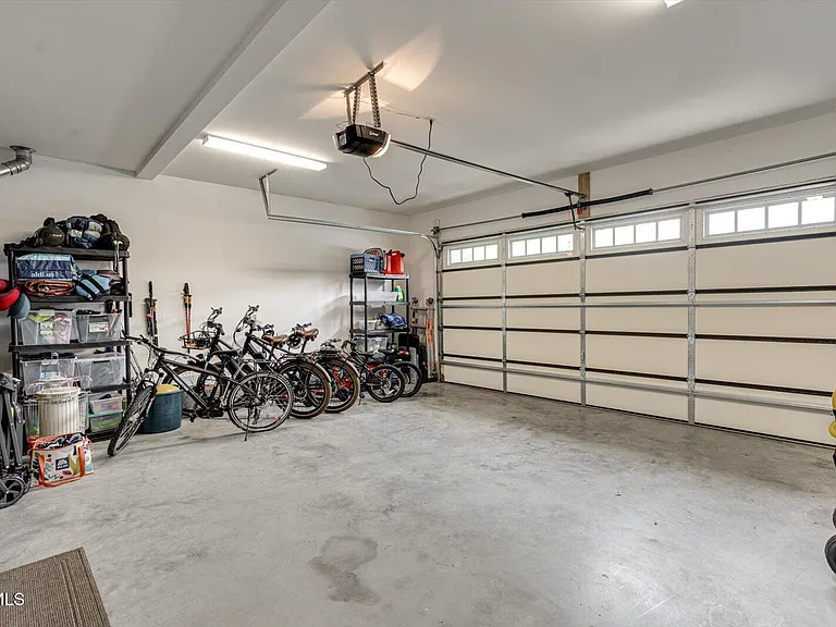 4893 Preserve Dr — Photo 39