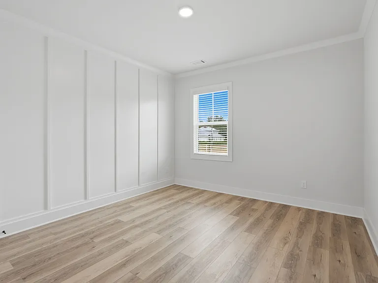 331 Orchid St — Photo 22