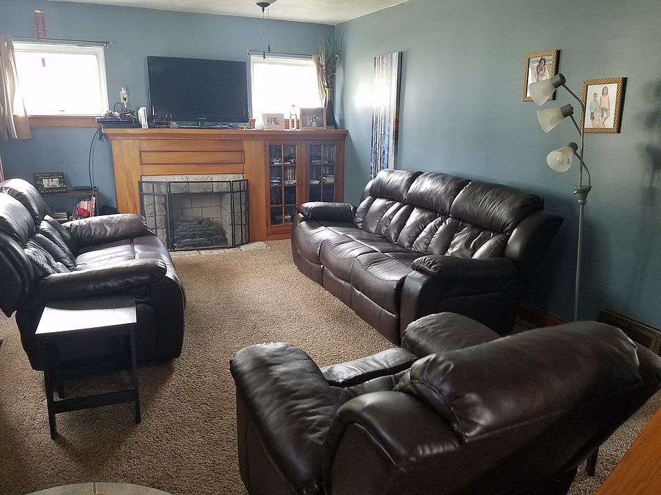 2nd image of 140 Sloan Ave