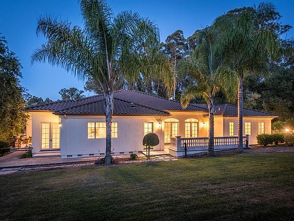 4th image of 18685 Serramonte Dr