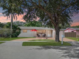 9452 SW 51st Pl, Cooper City, FL 33328