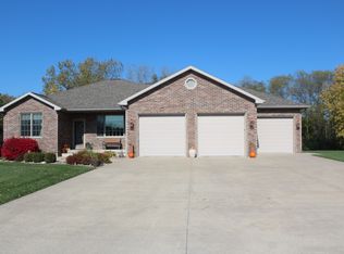 116 Country Lane Rd, West Point, IA 52656